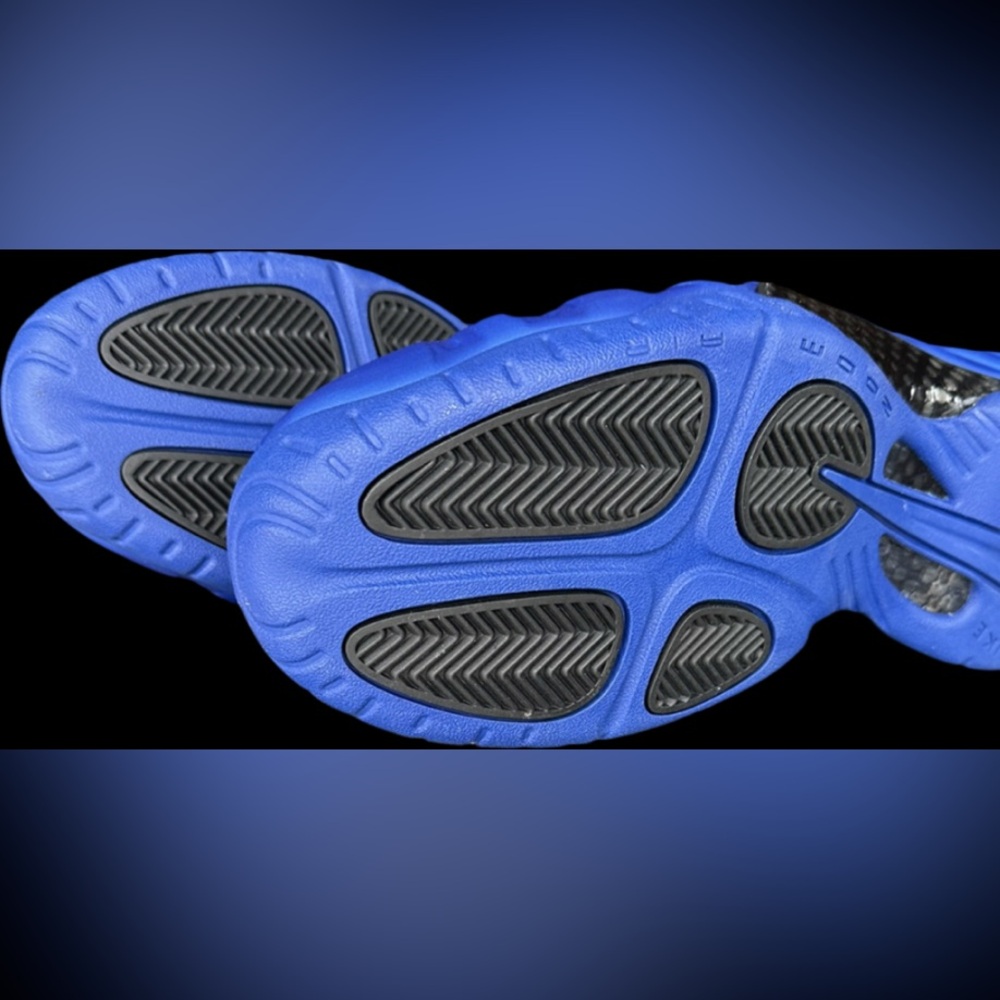 Nike Men's Black and Blue Foamposite Athletic Shoes (Hyper Cobalt) - Picture 3 of 6